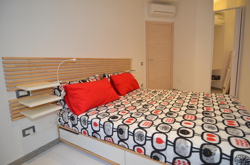 Apt Is Fradis Cagliari Luaran gambar